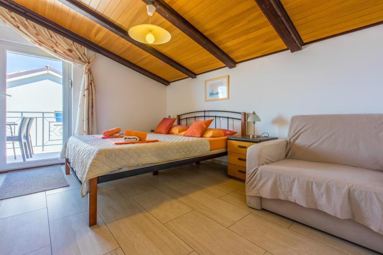 Apartments With A Parking Space Crikvenica - 5478 Esterno foto